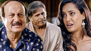 अरे कुछ नहीं करने का भी मौका मिलेगा आज - Best Comedy Movie - The Shaukeens - Part 2