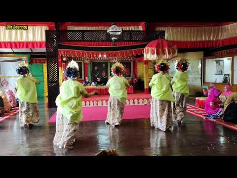Tari Pakkuru Sumange yang Sangat Menakjubkan