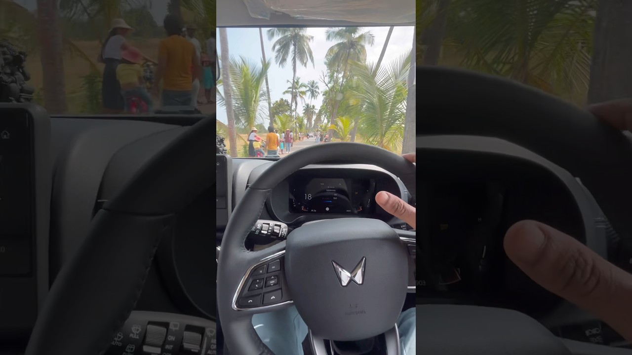 The Struggle of driving through Goa Parra Road 