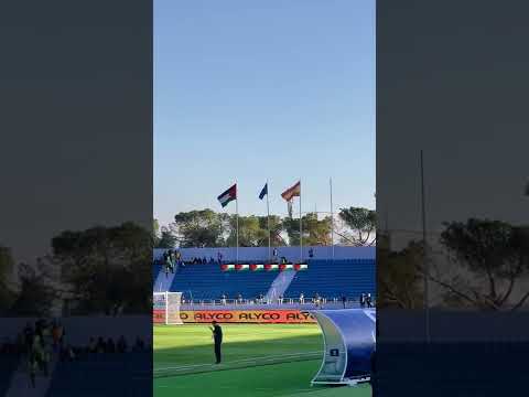 من أرضية ملعب عمان الدولي قبل انطلاق مباراة الأردن وإسبانيا