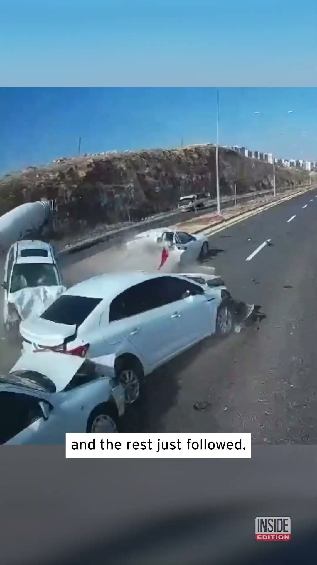 4 Cars Crash Into Each Other on Highway #shorts