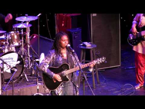 Ruthie Foster LRBC 2010 "Fruits Of My Labor"