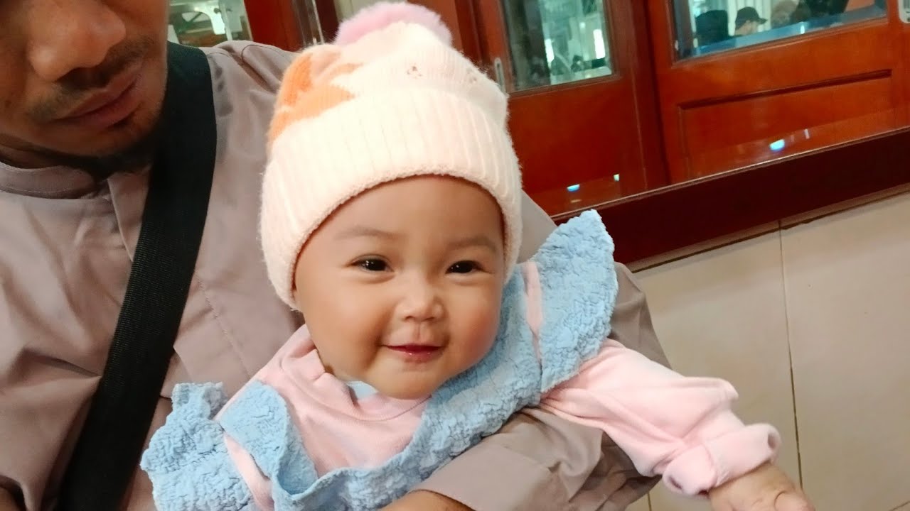 Мило 😊..‼️ Прокол ушек для малышей