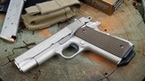 Colt Combat Commander 1911 TABLETOP