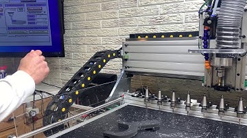 Testing my DIY CNC semi auto tool offset Mach3