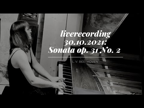 L. v. Beethoven: Sonata op. 31 No. 2 "The Tempest" on historic Érard grand piano