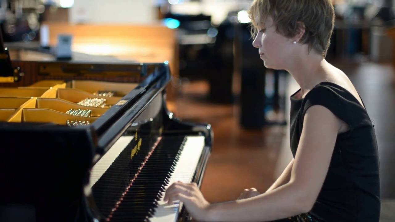 N. A. Rimski-Korsakov Le vol du bourdon - Anna Semkina - YouTube