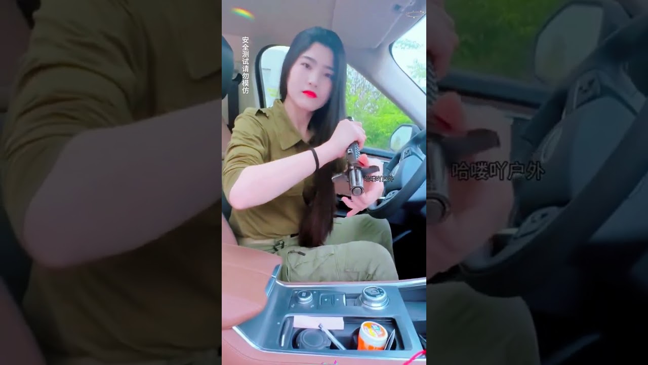 Multifunctional three-section folding trekking poles, extendable and retractable, easy to carry