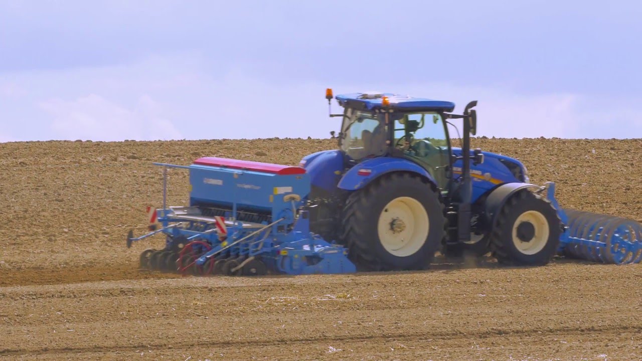 tractor tires New Holland T6 video report