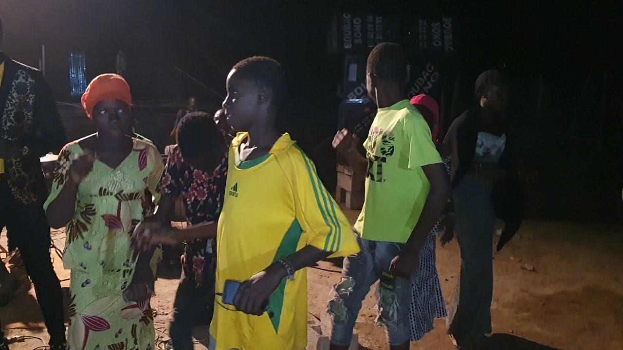 Boubacar Diarra - à la frontière Mali-Sénégal,  Kounda ( Kenieba) 8-9 Mai  2021  ( Vidéo)