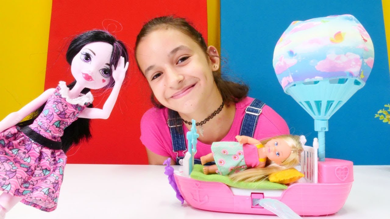 Monster High oyunu. Draculaura Steffie�ye yeni yatak alıyor. YouTube