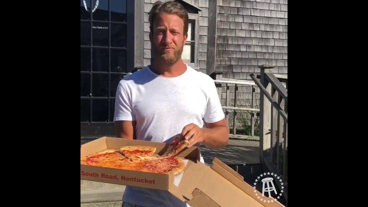 Barstool Pizza Review - Fusaro's (Nantucket)