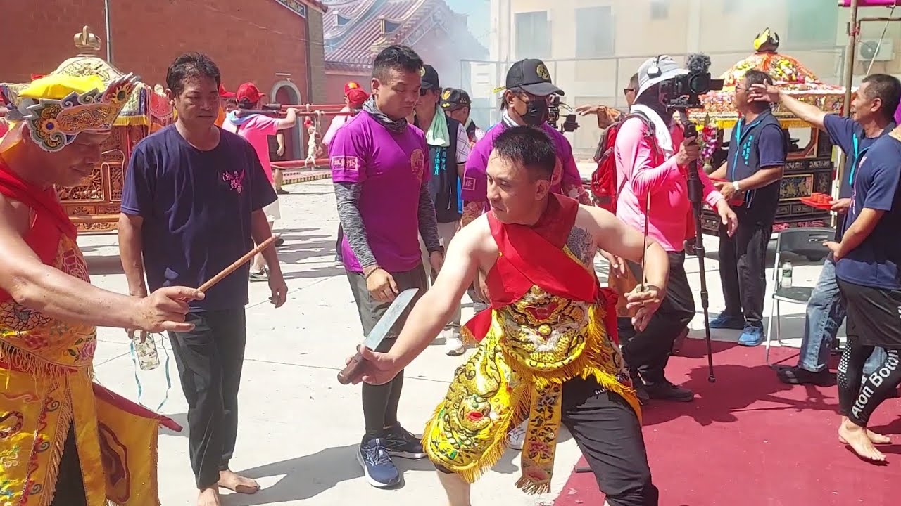 嵵裡水仙宮重修慶成巡安遶境活動 興仁懋靈殿接駕