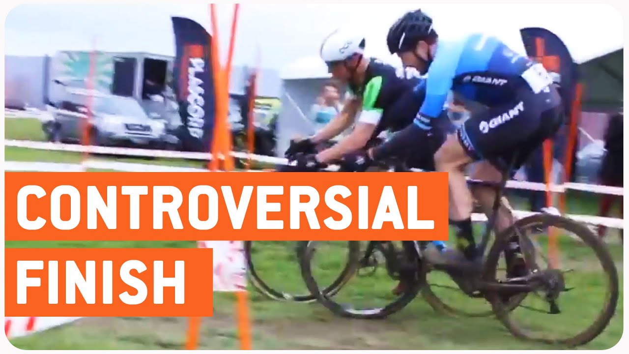 crashes on air Controversial End To Championship Race | Photo Finish