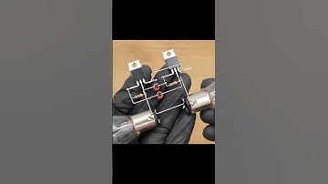 No IC Needed! Flip Flop Bulb Circuit Using Just Transistors #shorts  #diyelectronics #shortvideo