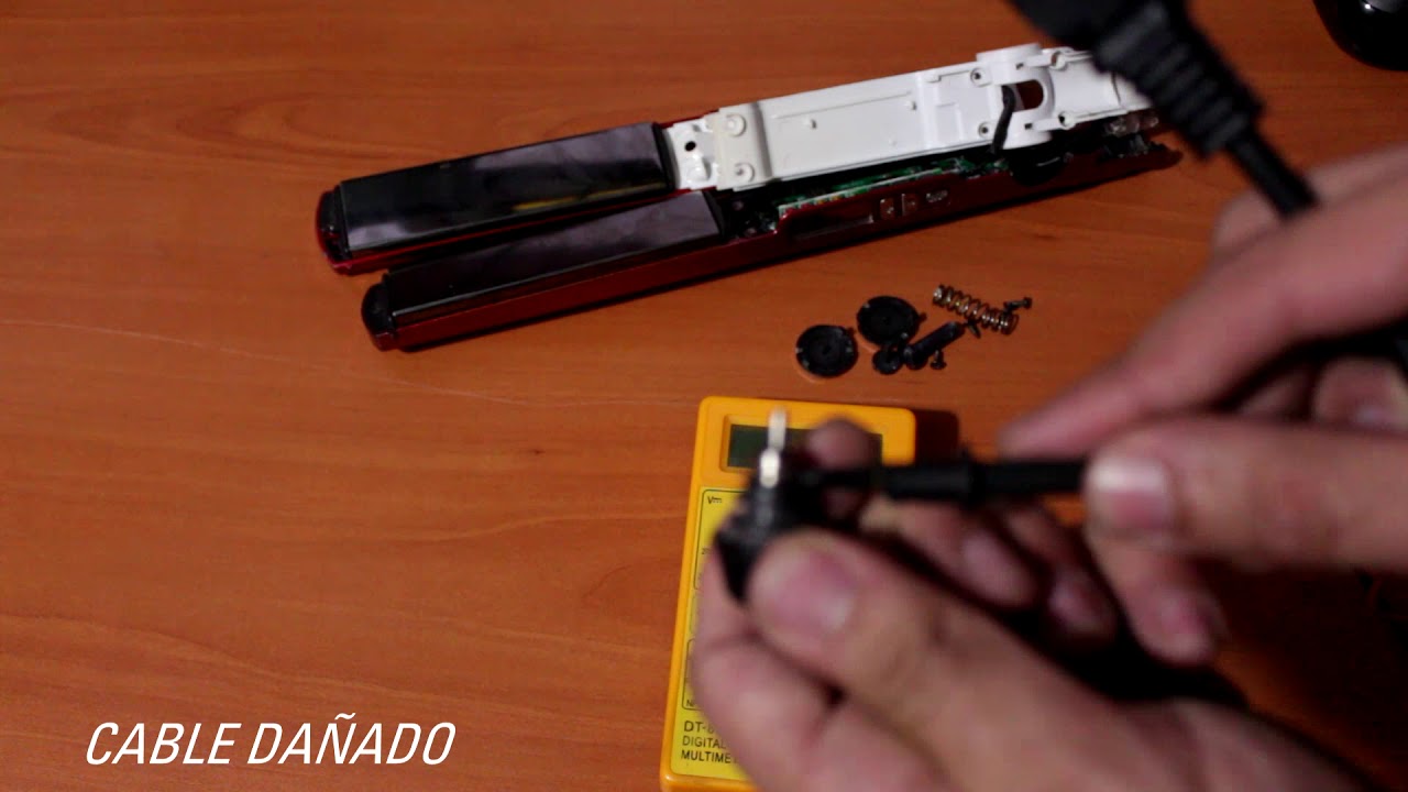 DESMONTAR Y REPARAR PLANCHA DE CABELLO - BEAUTY STYLE TITANIUM 0926670 -  YouTube