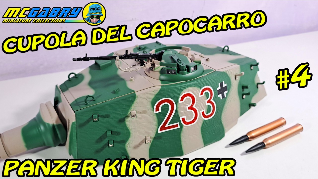 Il Carro Armato Tiger O Panzer Vi Riparano Il Motore Nella Seconda Guerra Mondiale E Sono Pieni Di Armi Sulla Superficie Disegno A Matita Sulla Carta W 2rcc5kb