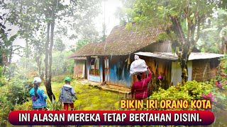 liat kampung ini kaya kembali ke tahun 90an - suasana desa - village atmosphere