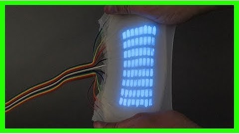 Video: robot worm glows in rainbows as it crawls