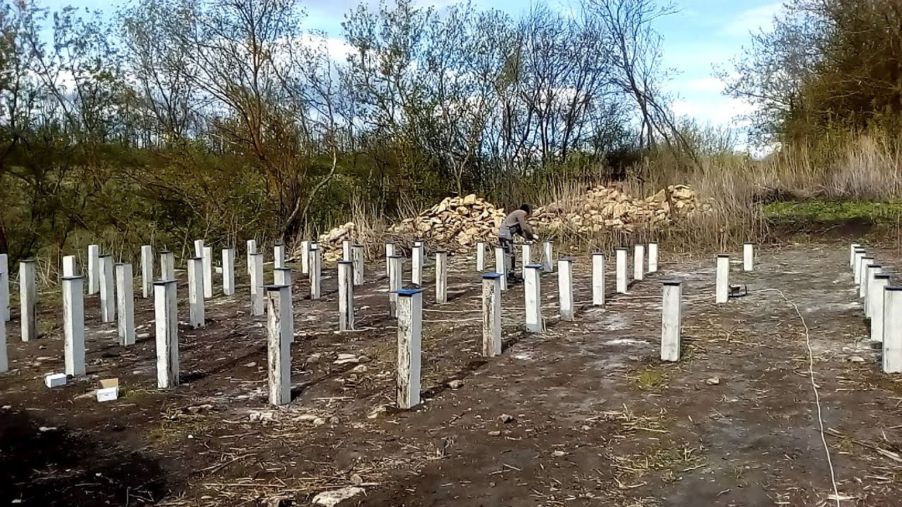 Фундамент на забивных жб сваях Белый Конь, Долгоруковский район, Липецкой области