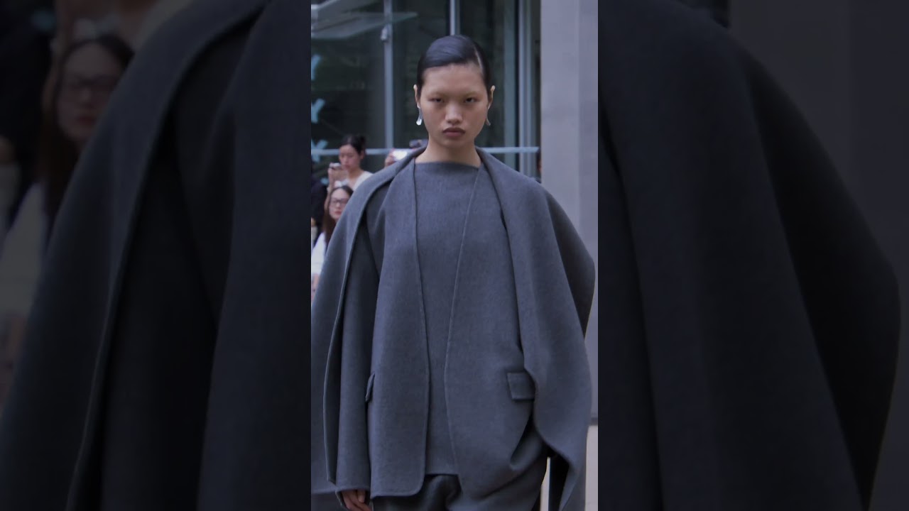 The JNBY Autumn-Winter 2023 show in 