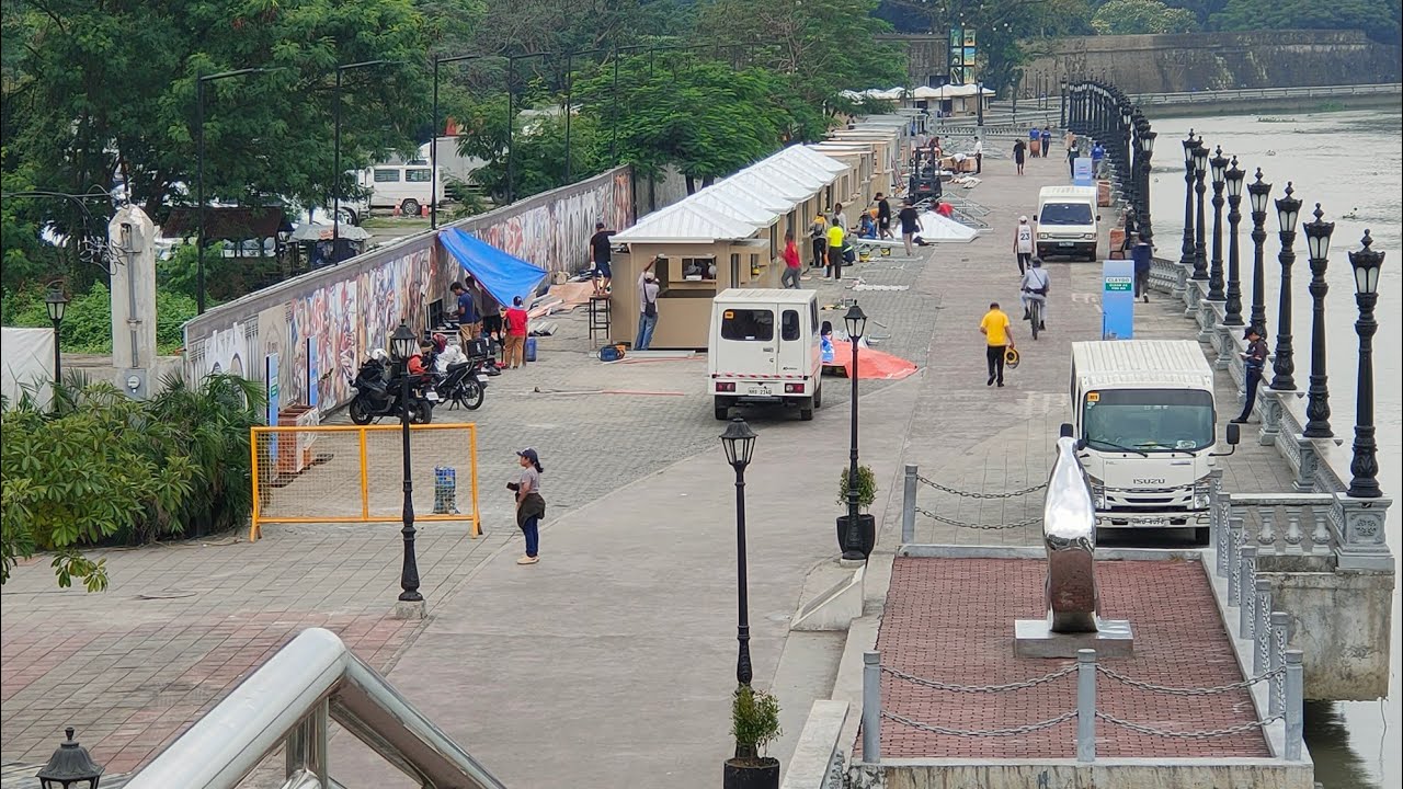 INTRAMUROS HISTORICAL WALL LUMINIS! MAS PINAGANDA PA!REDEVELOPMENT OF PASIG RIVER ESPLANADE!