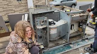 Scrapping A Rooftop AC Unit. How much money will we make. #mocoppermomoney