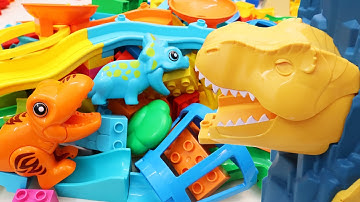 Satisfying Marble Run Building Blocks ASMR Dinosaurs Tunnel and Marbles