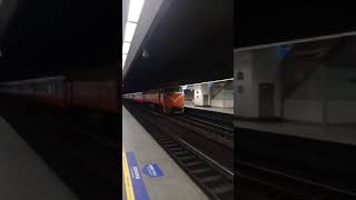 2017.8.28 507次 莒光號 開往七堵 松山開車