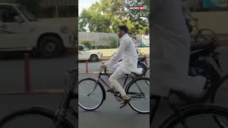 RJD leader Tej Pratap Yadav Was Seen Riding A Bicycle On The Streets Of Patna | Shorts | News18 screenshot 5