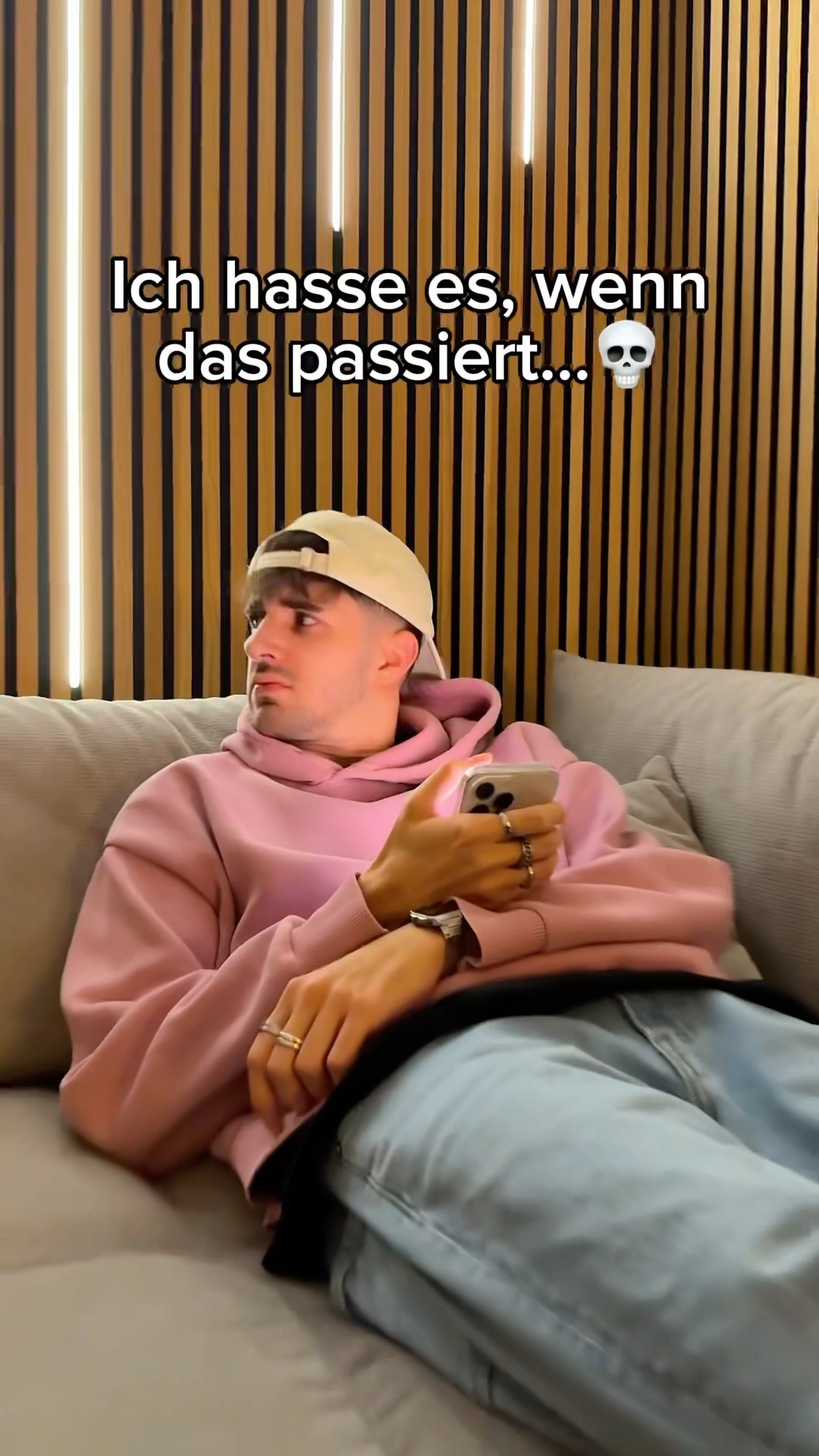 WIESO???? #bass #remix #lustig #witzig #meme #shortvideo #fypage #fy #music #techno #uptempo