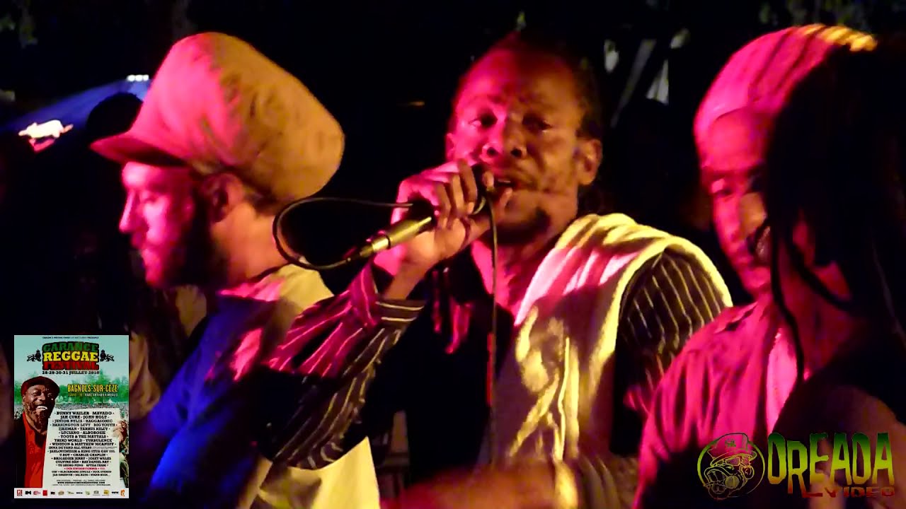 BRIGADIER JERRY & JOSIE WALES - Freestyle (King Stur Gav - 28.07.2010 Bagnols sur Cèze)