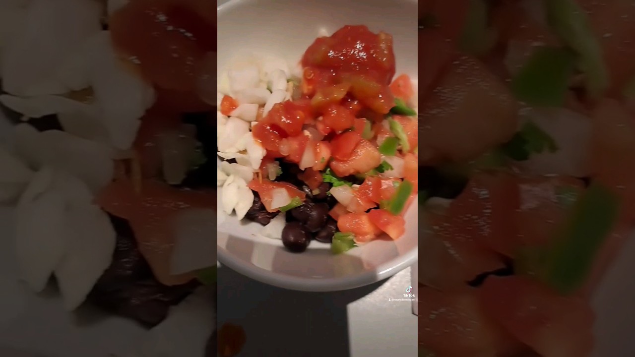 Vegan Options At The Club MCO Orlando Airport Lounge In Florida