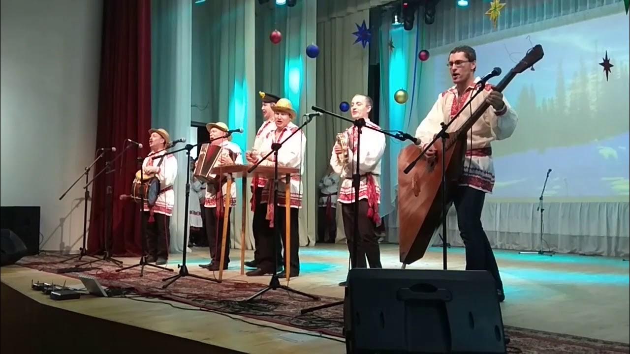 Дк ленина красноармейск. Дворец культуры жуковский. Дк е. Д. Дворец нефтяников омск.