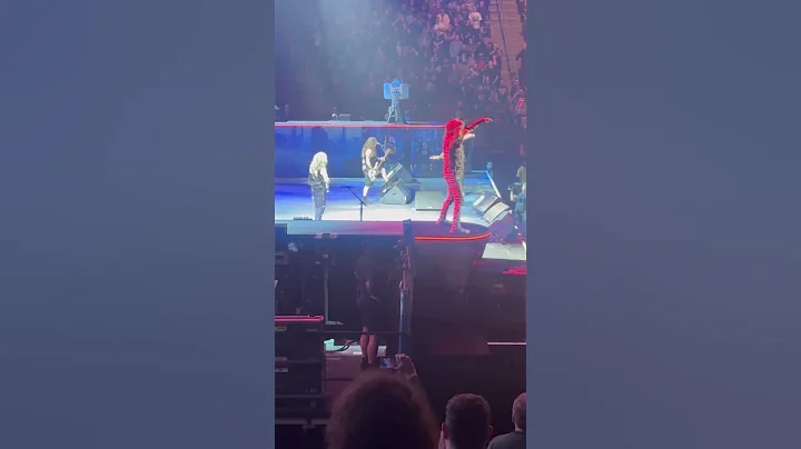 Iron Maiden "The Trooper" (2) Prudential Center, Newark, NJ, 11/9/2024 #ironmaiden