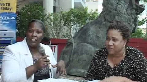 PROPHETESS SHIRLEY LIDDELL WITH PASTOR ANDERSON.wmv