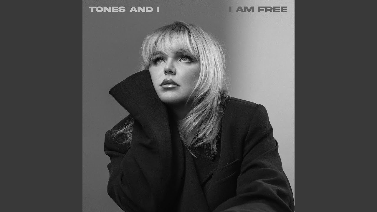 YouTube에서 I Am Free (Piano Version) 보기 YouTube에서 I Am Free (Piano Version) 보기