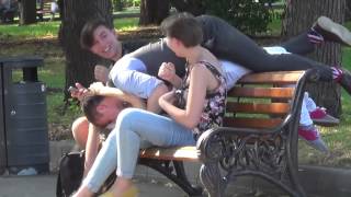 ПОЦЕЛУИ НА ПУБЛИКЕ Пранк   Kissing in Public Prank