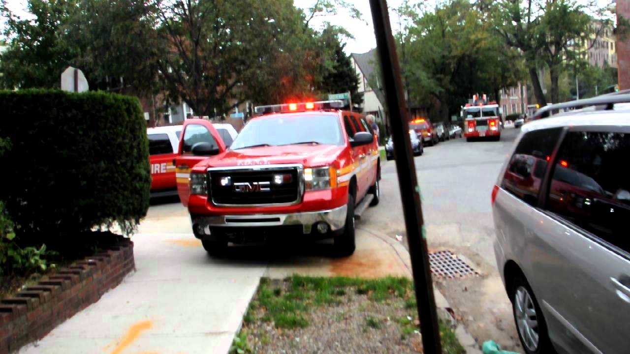 FDNY Trucks on Scene @ All Hands Fire Box 9661, Queens - YouTube