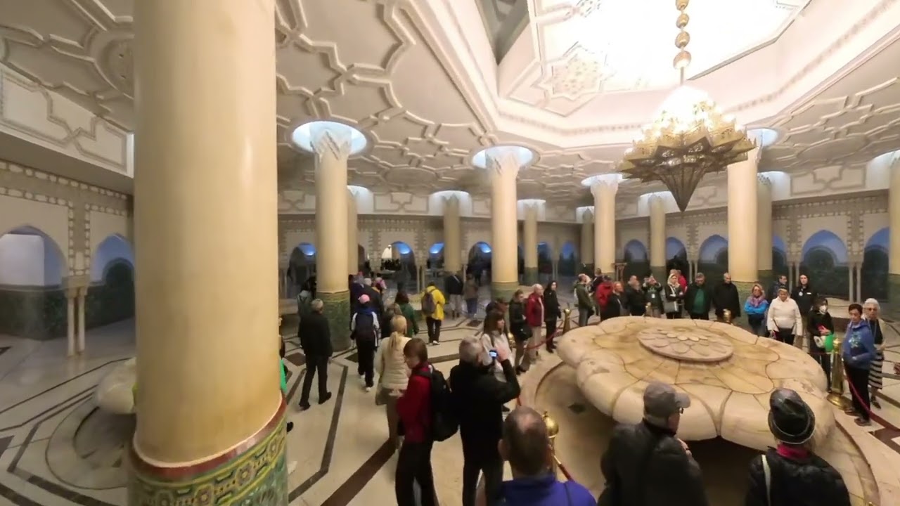 🕌 Moschea Hassan II: Casablanca tra oceano, fede e meraviglia
