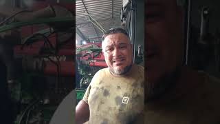 Giovani Mecânico E Amigo De Profissão Cidão Mecânico De, Muito Longe Obrigado Amigo