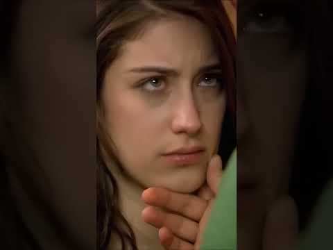 فریها از عشقش دست نمی کشد اسمش را فریحا گذاشتم Shorts