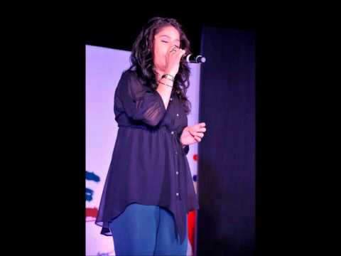 Aish Kar (Happy Husbands) Sunidhi Chauhan