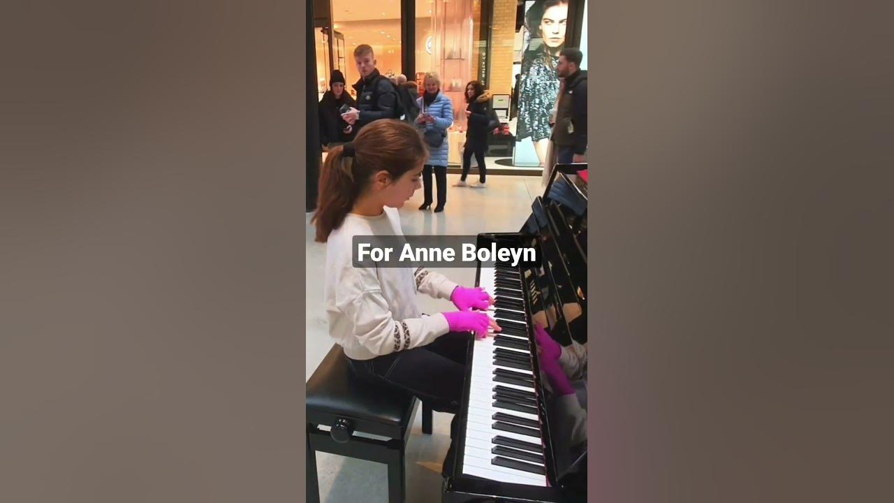 English People Love This Song! #publicpiano #greensleeves