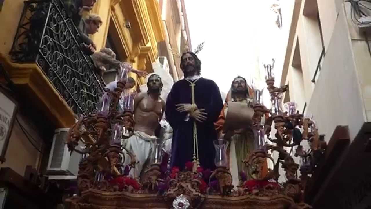 Sentencia Almería Lunes Santo 2015 calle de las tiendas 2/3