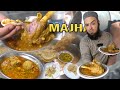 Most Famous Breakfast in Gulberg Lahore | Majha Mutton Chanay | Best Samosa Corner