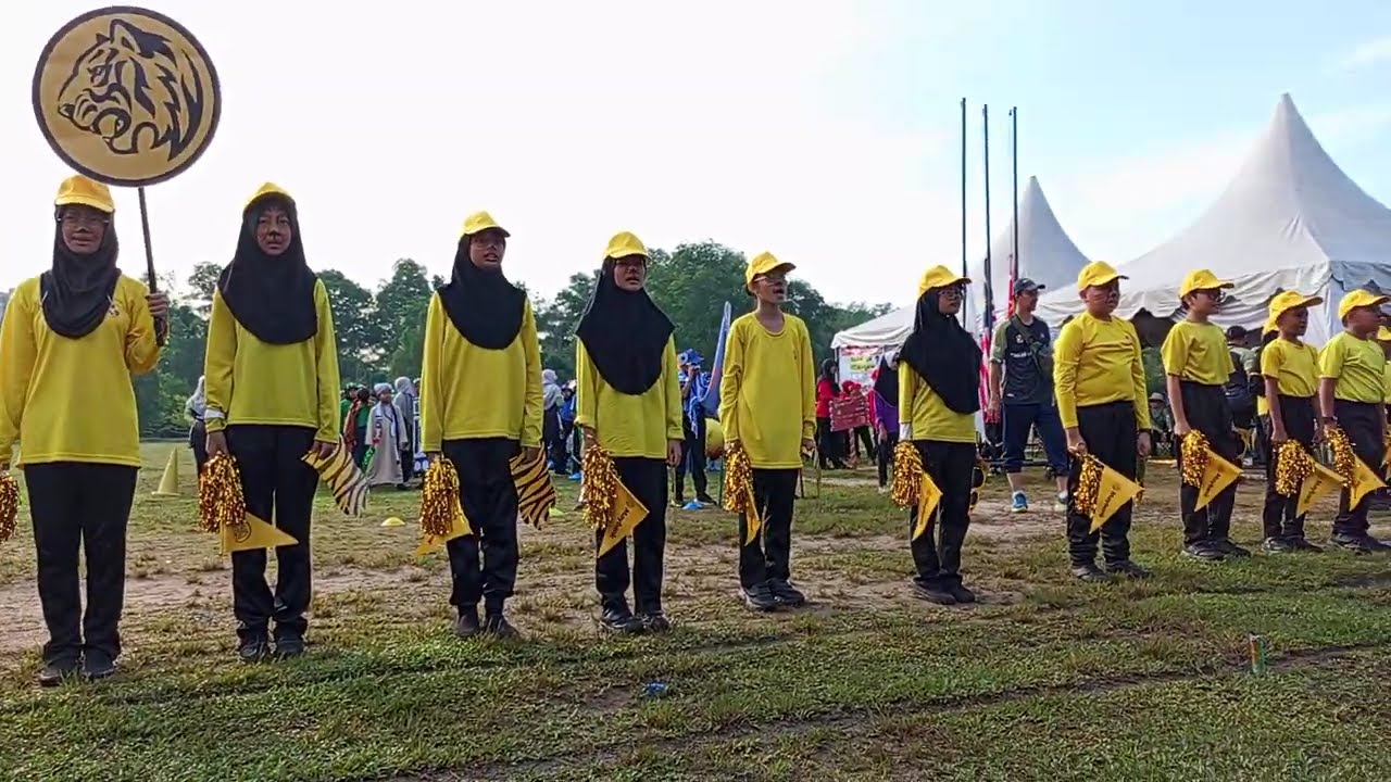 Perbarisan Hari Sukan SK Taman Desaminium 2025