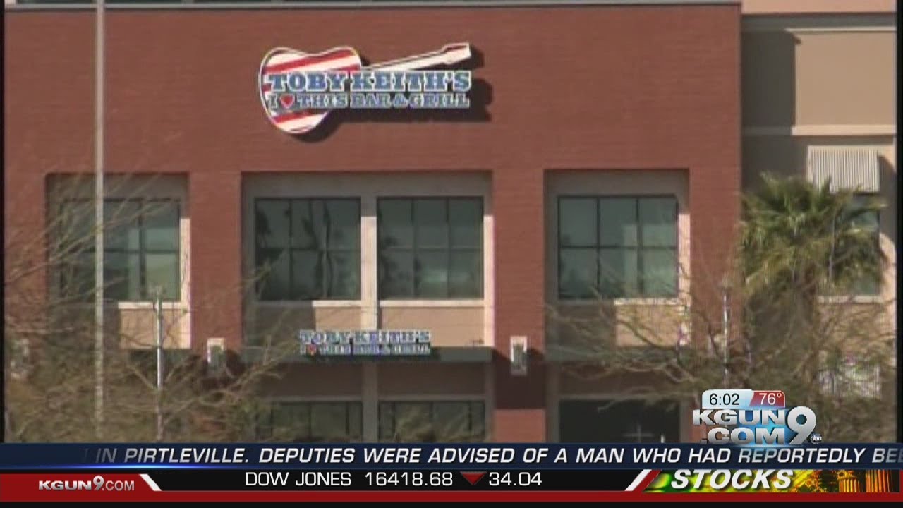 Employees shocked, want answers after Tucson Mall's 'Toby Keith's' closes