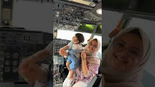 BUNDA SAMA LEXIE JADI PILOT DADAKAN NERBANGIN PESAWAT 😱 #leika #shorts #viral