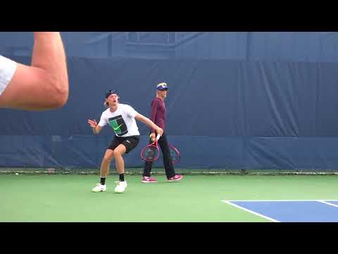 Denis Shapovalov practice in Cincinnati 20180815 No,2